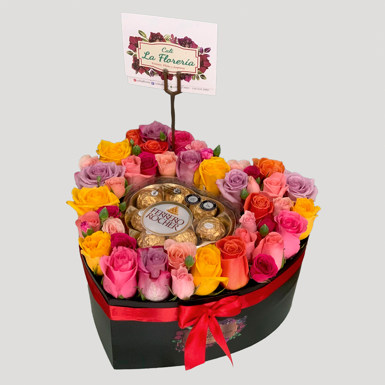 Corazón de Rosas con corazón de Ferrero